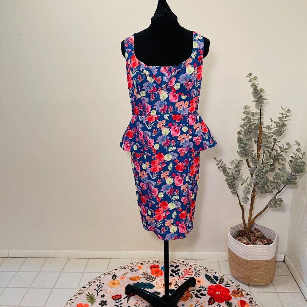 Flirty & Feminine Floral Midi Dress - Size US 10 Petite - ASOS